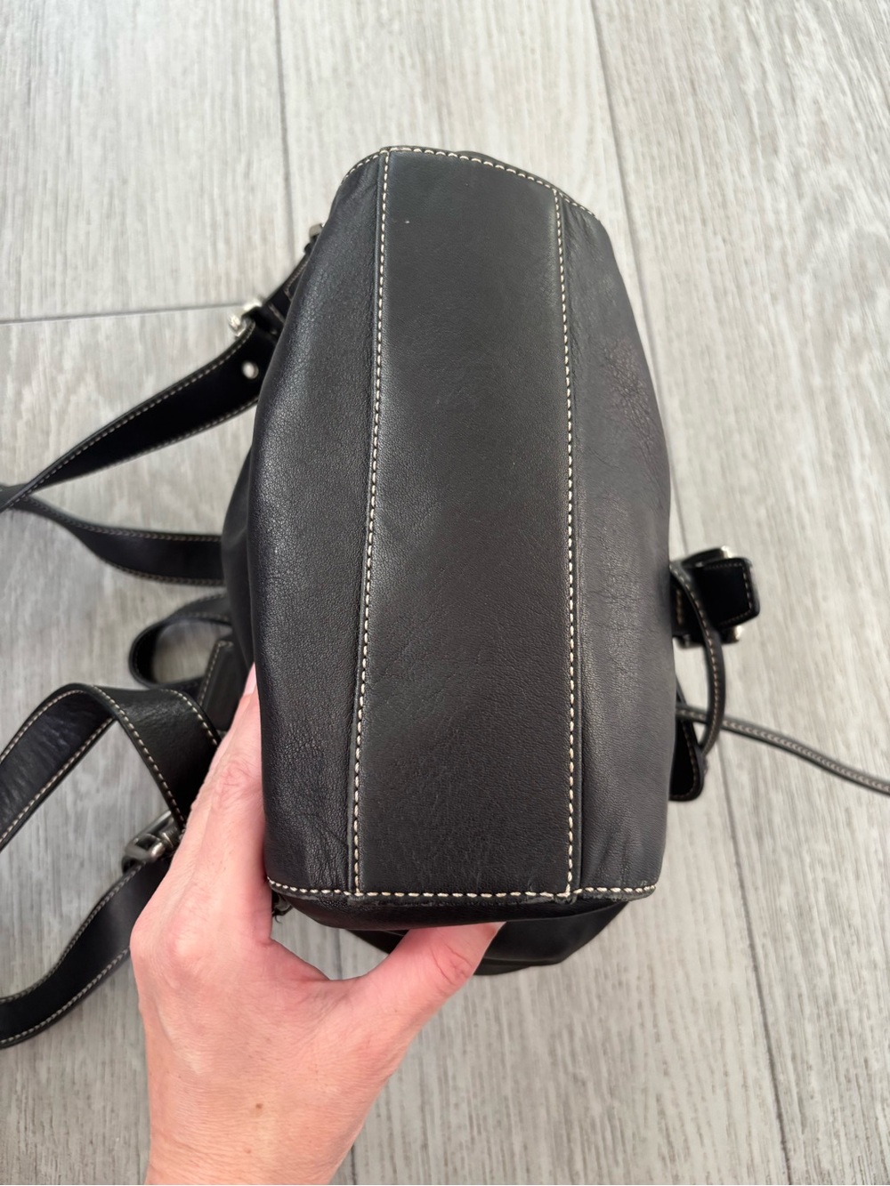 Coach bag vintage Y2K in black leather. Mini backpack in EUC. - Picture 6 of 10